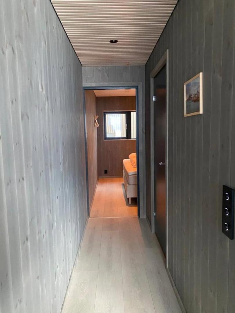 Waterfront Apartment With Panoramic Sea View Henningsvær Exteriör bild